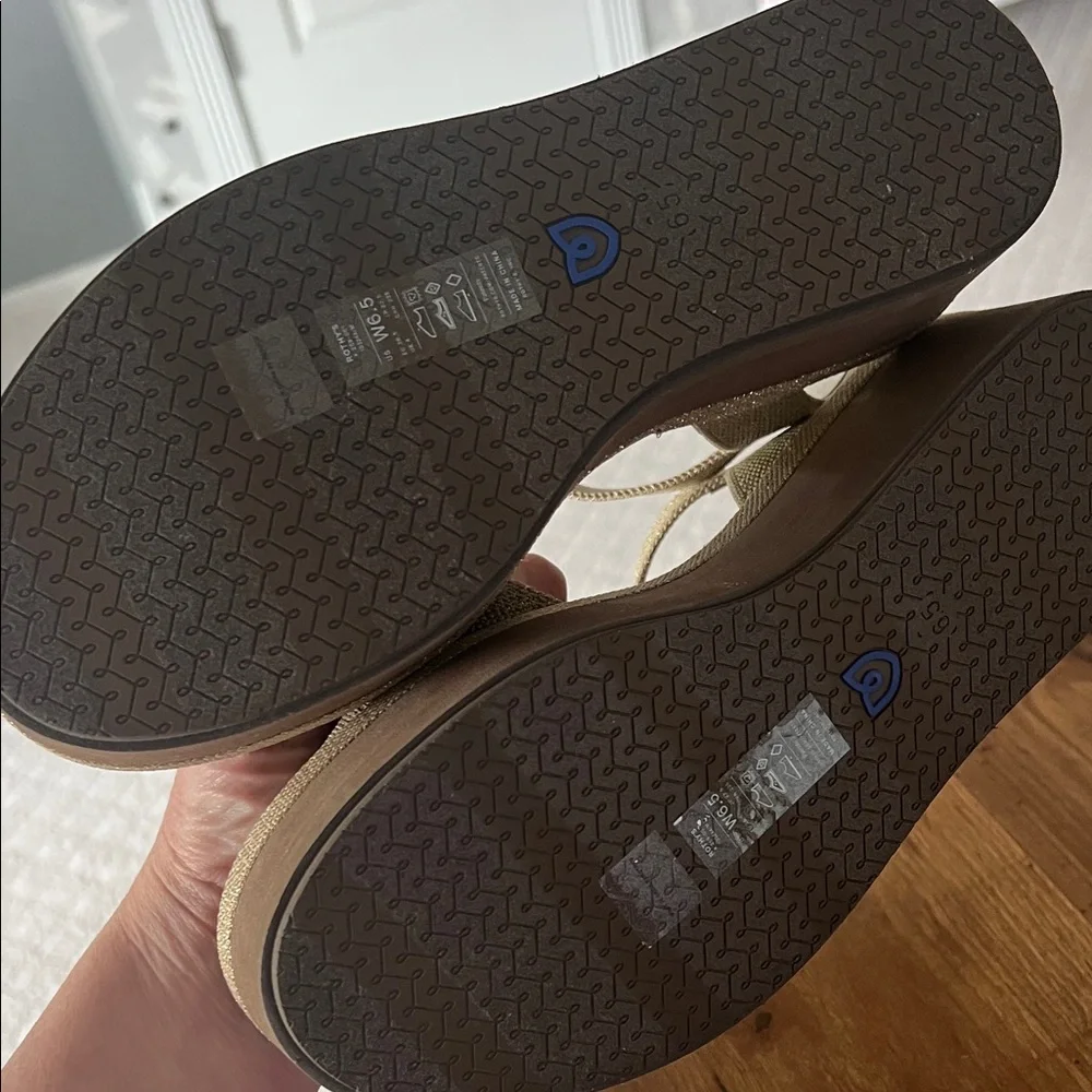 Rothy's Platform Sandals with Gold Buckle - 6.5